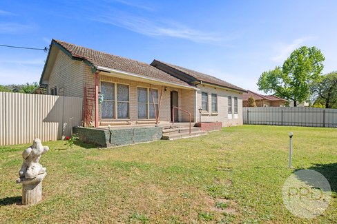 316 Lake Albert Road, KOORINGAL NSW 2650