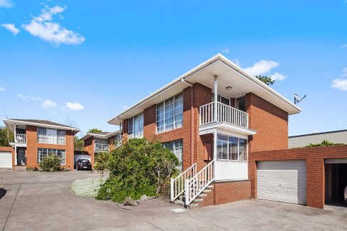 3 17 Aberdeen Street Newtown 3220