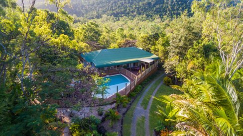 317 Sugarloaf Road, SUGARLOAF QLD 4800