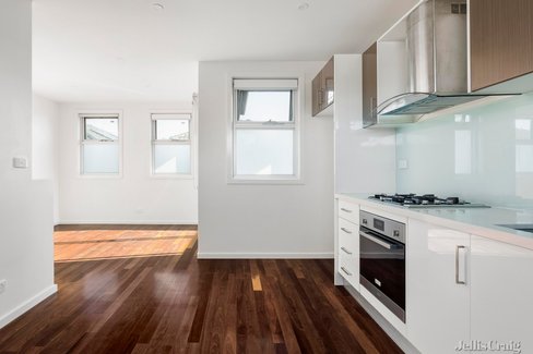 3/18 Bailey Avenue Preston 3072