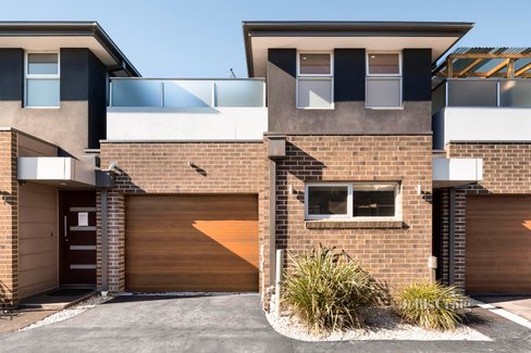 3 18 Bailey Avenue Preston 3072