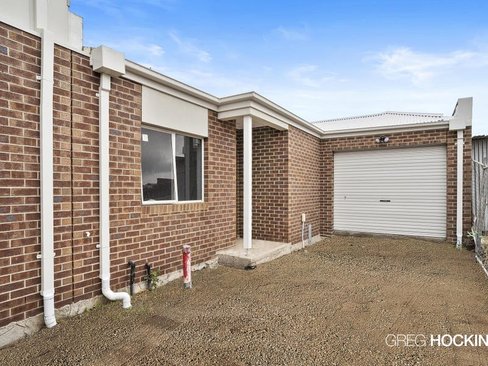 3 18 Robson Avenue Avondale Heights 3034