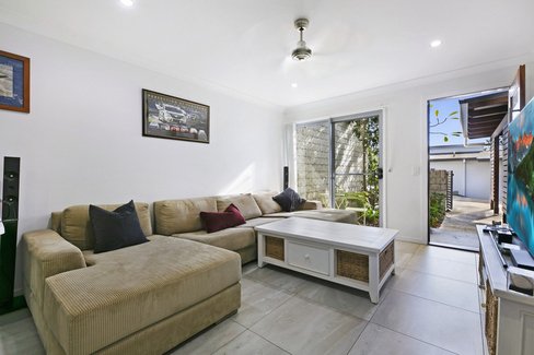 3/19 Rees Court, Elanora QLD 4221