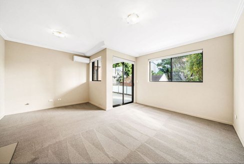 3/2-4 Hampden Street, BEVERLY HILLS