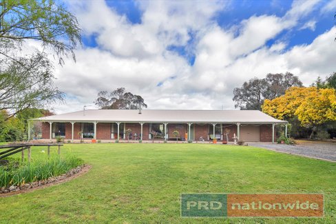 32 Ballantyne Lane, YENDON VIC 3352
