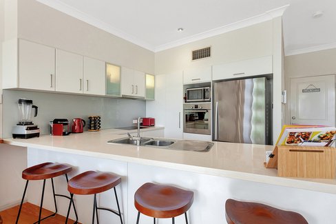 3/2 Blue Ridge Crescent, VARSITY LAKES QLD 4227