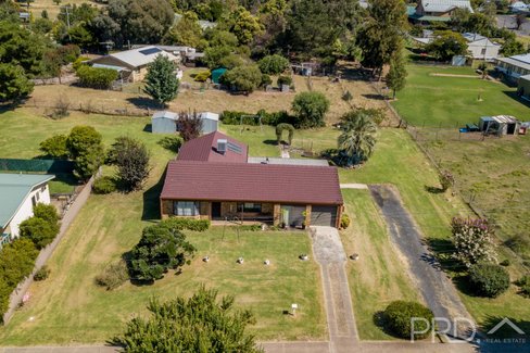 32 Campbell Street, ADELONG NSW 2729