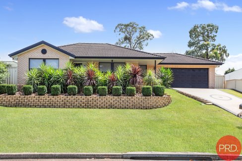 32 Canterbury Drive, RAWORTH NSW 2321