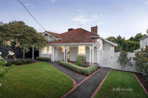 32 Croydon Road Surrey Hills 3127