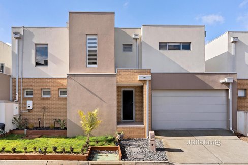 32 Duranta Drive Gowanbrae 3043