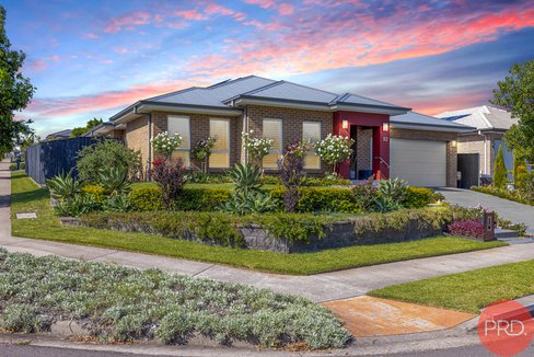 32 Emperor Parade, CHISHOLM NSW 2322