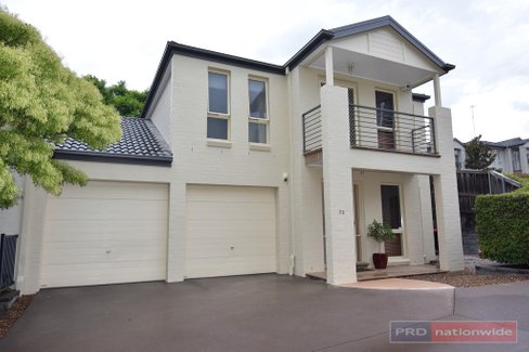 32 Eucalyptus Court, PICNIC POINT NSW 2213