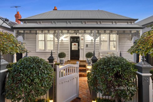 32 Fenton Street Ascot Vale 3032