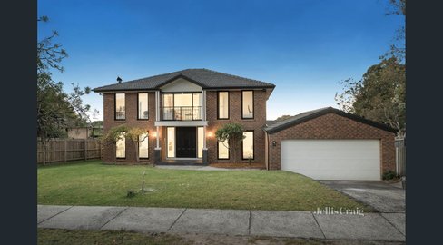32 Garnett Road Wheelers Hill 3150