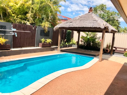 32 Geoffrey Thomas Drive, TANNUM SANDS QLD 4680
