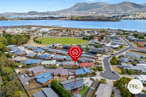 32 Henty Close, OLD BEACH TAS 7017