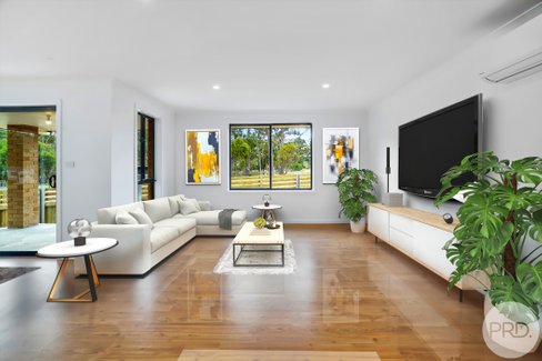 32 Hollyhock Drive, KINGSTON TAS 7050