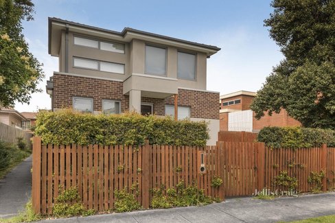 3/2 Lees Street Mckinnon 3204