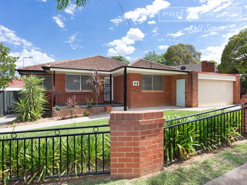 32 Northcott Parade, MOUNT AUSTIN NSW 2650