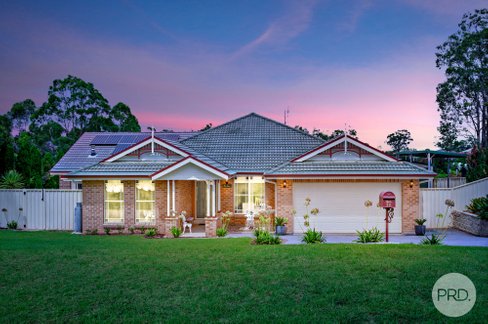 32 Osprey Circuit, MEDOWIE NSW 2318