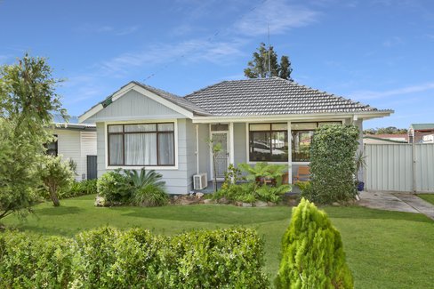 32 Parkside Drive, DAPTO NSW 2530