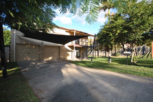 32 Prince Street, SOUTHPORT QLD 4215