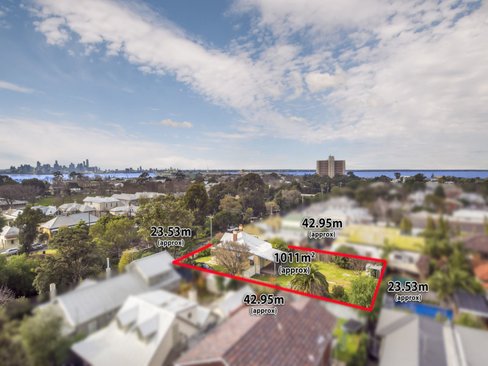 32 Railway Crescent Williamstown 3016