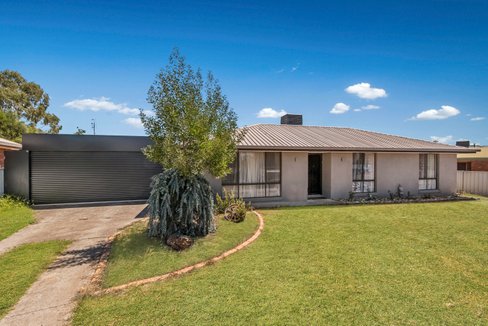32 Redwood Drive, STRATHFIELDSAYE VIC 3551