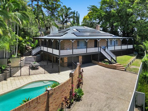 32 Rees Court, Elanora QLD 4221