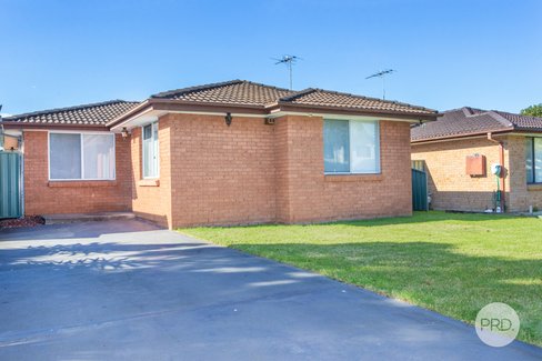 32 Rotorua Road, ST CLAIR NSW 2759