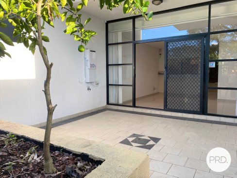 3/2 Willison Road, CARLTON NSW 2218