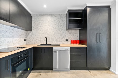 32 1 Eucalyptus Mews Notting Hill 3168