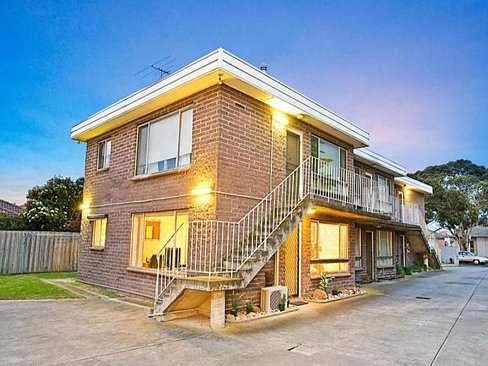 3 21 Mulga Street Altona 3018