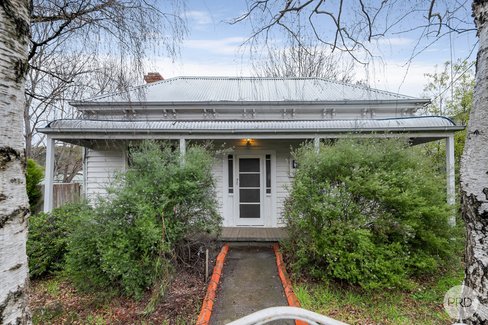 323 Barkly Street, GOLDEN POINT VIC 3350