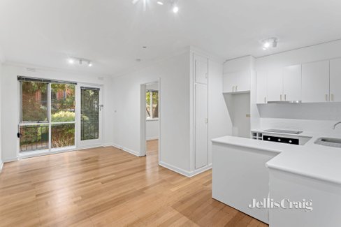 3/24-26 Brixton Rise Glen Iris 3146