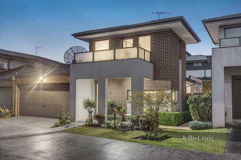 3 24 Adrienne Crescent Mount Waverley 3149