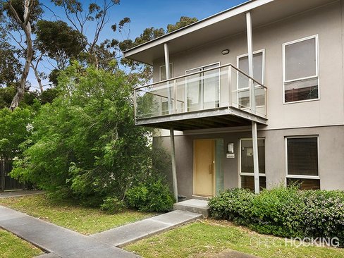 3 24 Noordenne Avenue Seaholme 3018