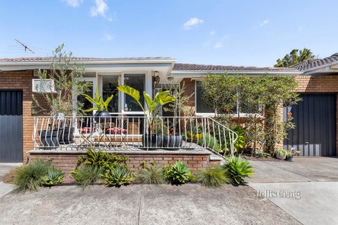 3 25 Eumeralla Road Caulfield South 3162