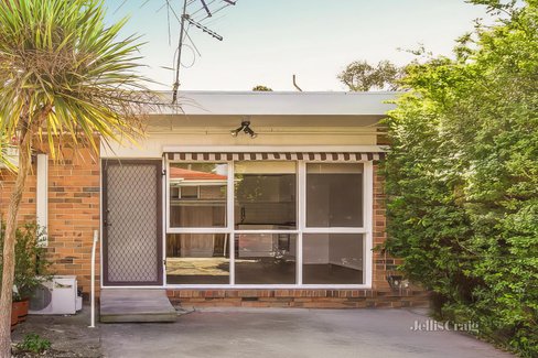 3 26 Bourke Street Mentone 3194