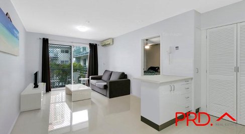 32/69 Ferny Avenue, SURFERS PARADISE QLD 4217