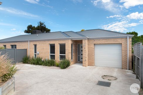 3/27A Water Street, BROWN HILL VIC 3350