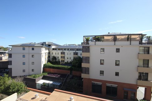 32/8-10 Derby Street, KOGARAH NSW 2217