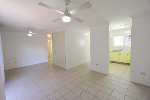 3/29 White Street, SOUTHPORT QLD 4215