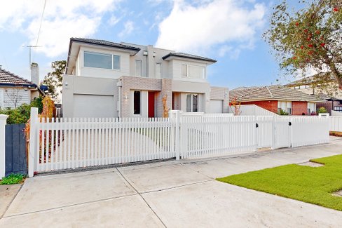 32A Roland Avenue Strathmore 3041