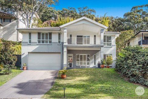 32a Ullora Road, NELSON BAY NSW 2315