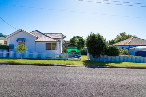 33 Ada Street, TELARAH NSW 2320