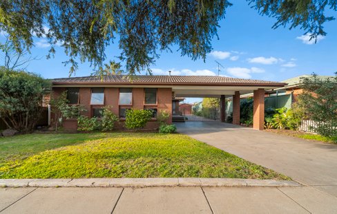 33 Batman Avenue, SHEPPARTON VIC 3630