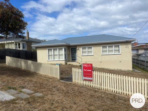 33 Bayfield Street, BELLERIVE TAS 7018