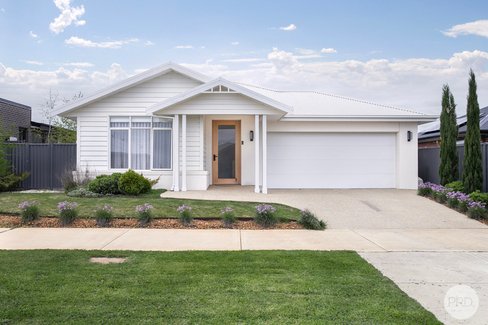 33 Blomeley Drive, LUCAS