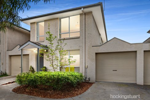 3 3 Dunloe Avenue Mont Albert North 3129